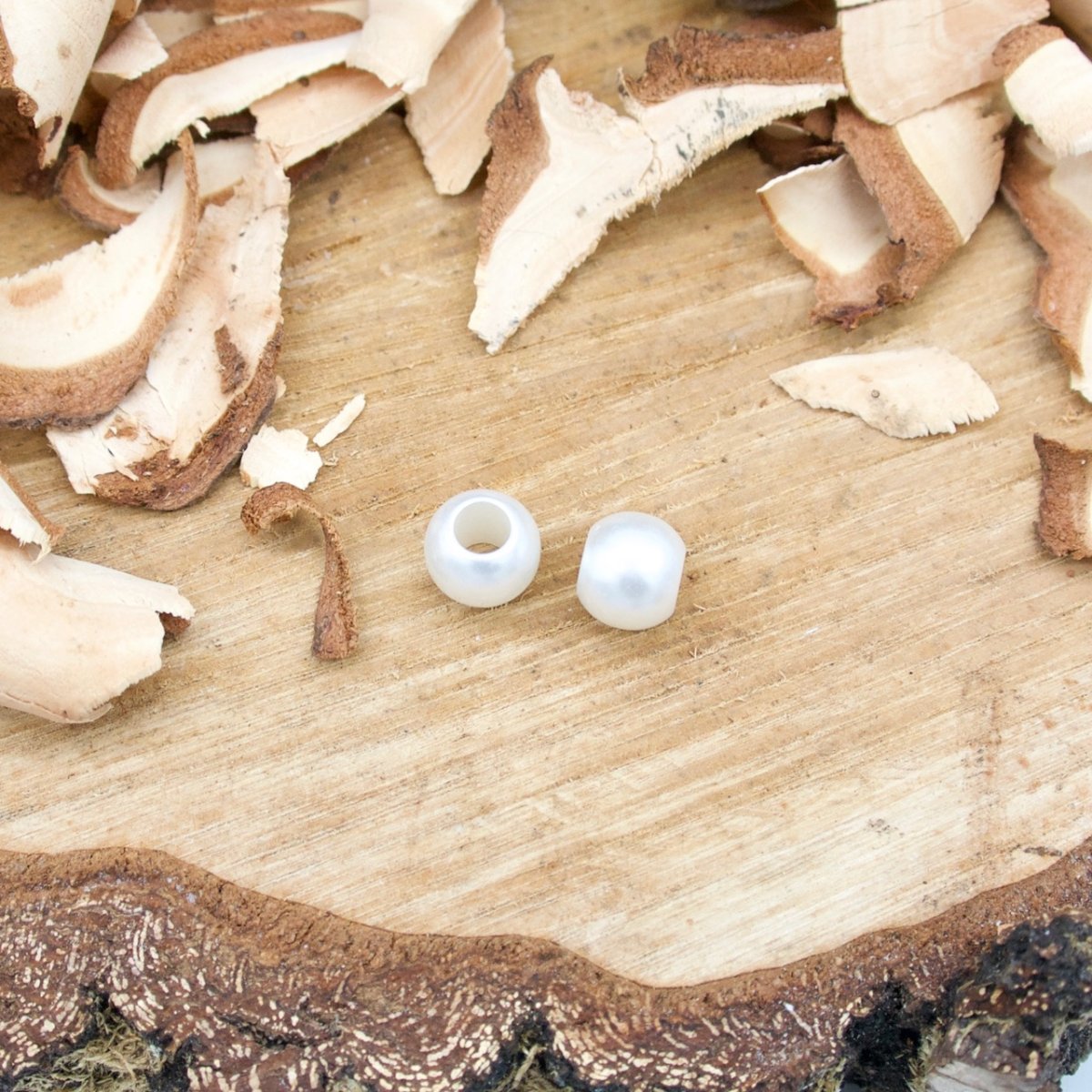 Großlochperle 11x15 mm glanz weiß